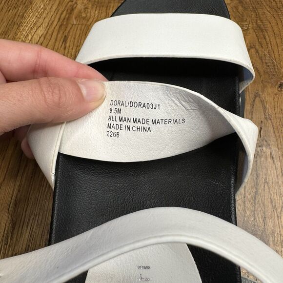 Steve Madden Madden Girl Shoes Women’s 8.5 White Doral Chunky Platform Sandals - Picture 5 of 6